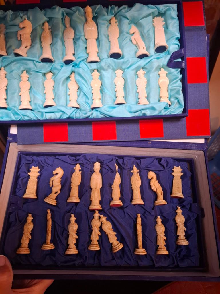 Jeu  d echec en ivoir, Hobby & Loisirs créatifs