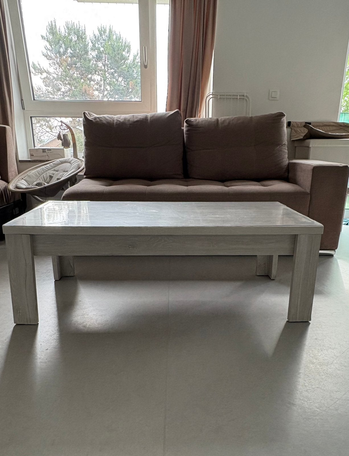 Salontafel met bescherming tafelblad, Ophalen, Zo goed als nieuw