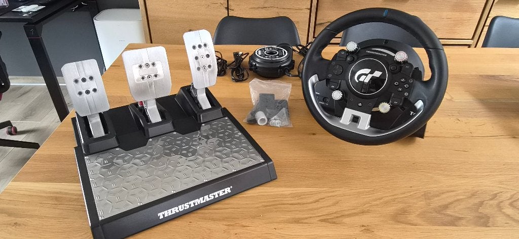 Volant Thrustmaster T-GT II + Pédalier T-LCM Loadcell, Enlèvement, Comme neuf, PlayStation 4