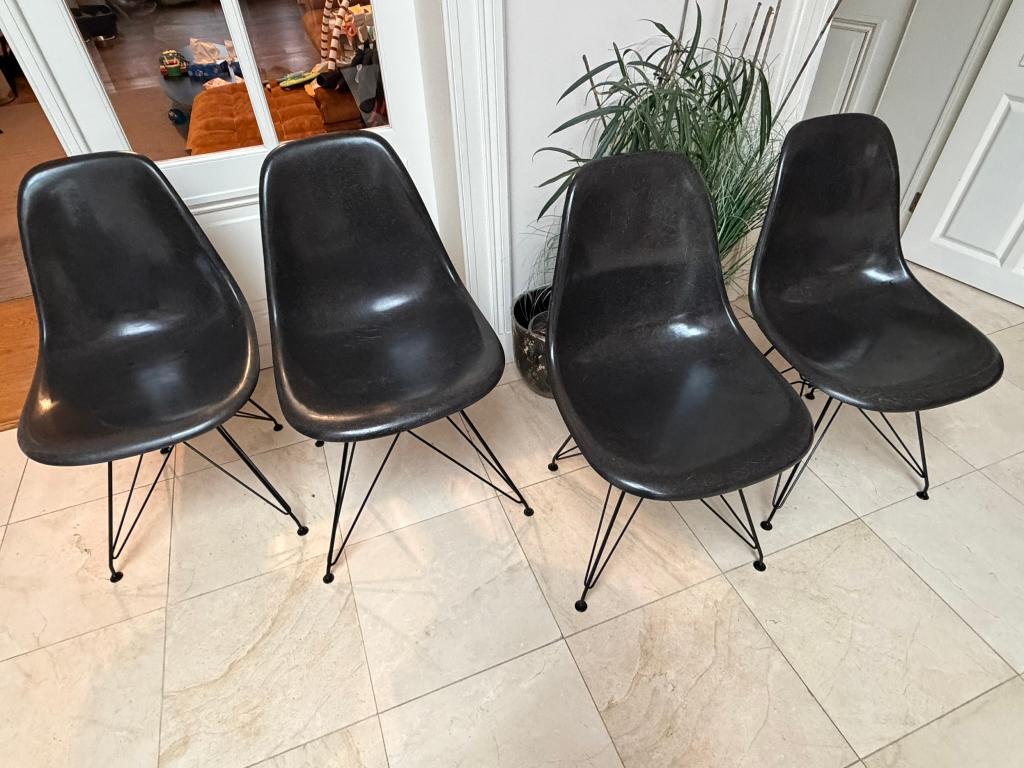 4x Eames Herman Miller DSR Fiberglass, Ophalen