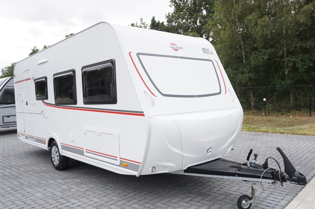 Prachtige 6pers.Burstner met voortent, stapelbed, 2p bed, Caravans en Kamperen, Caravans, Koelkast, Bedrijf, Dethleffs, Tot en met 6