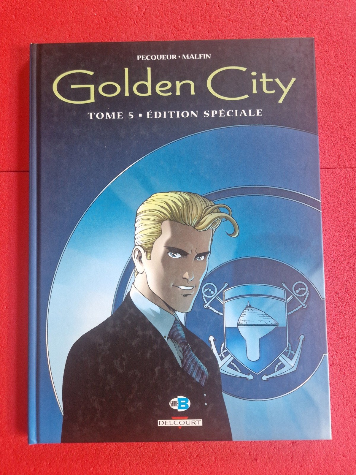 bd golden city 5,EO, tirage limité en noir et blanc, Enlèvement ou Envoi