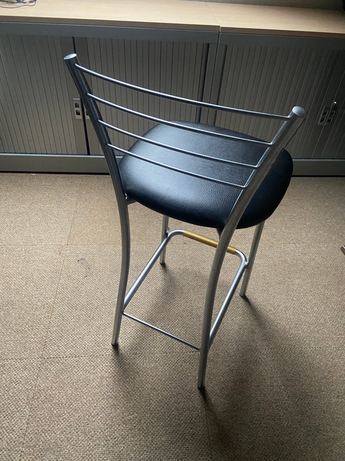 Barkruk, Avec repose-pieds, 4 tabourets, Enlèvement, Utilisé