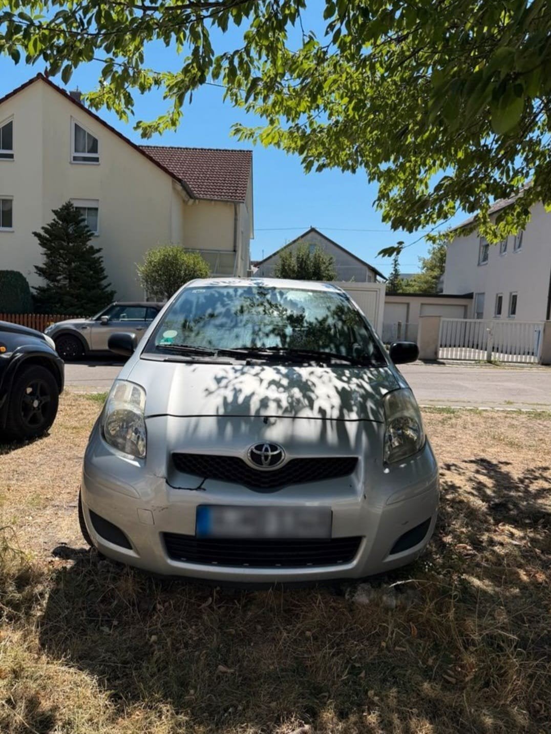 Toyota Yaris 2009 essence EUR 4. 109000km, Auto's, Toyota, Particulier, Yaris, Te koop, Benzine