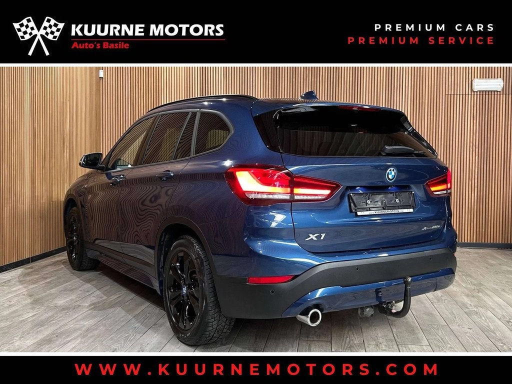 BMW X1 xDrive25e Pano/Led/Acc/Hud/Leder/GpsPro/Cam/Keyless *, 4 deurs, Gebruikt, Blauw, Lichtsensor