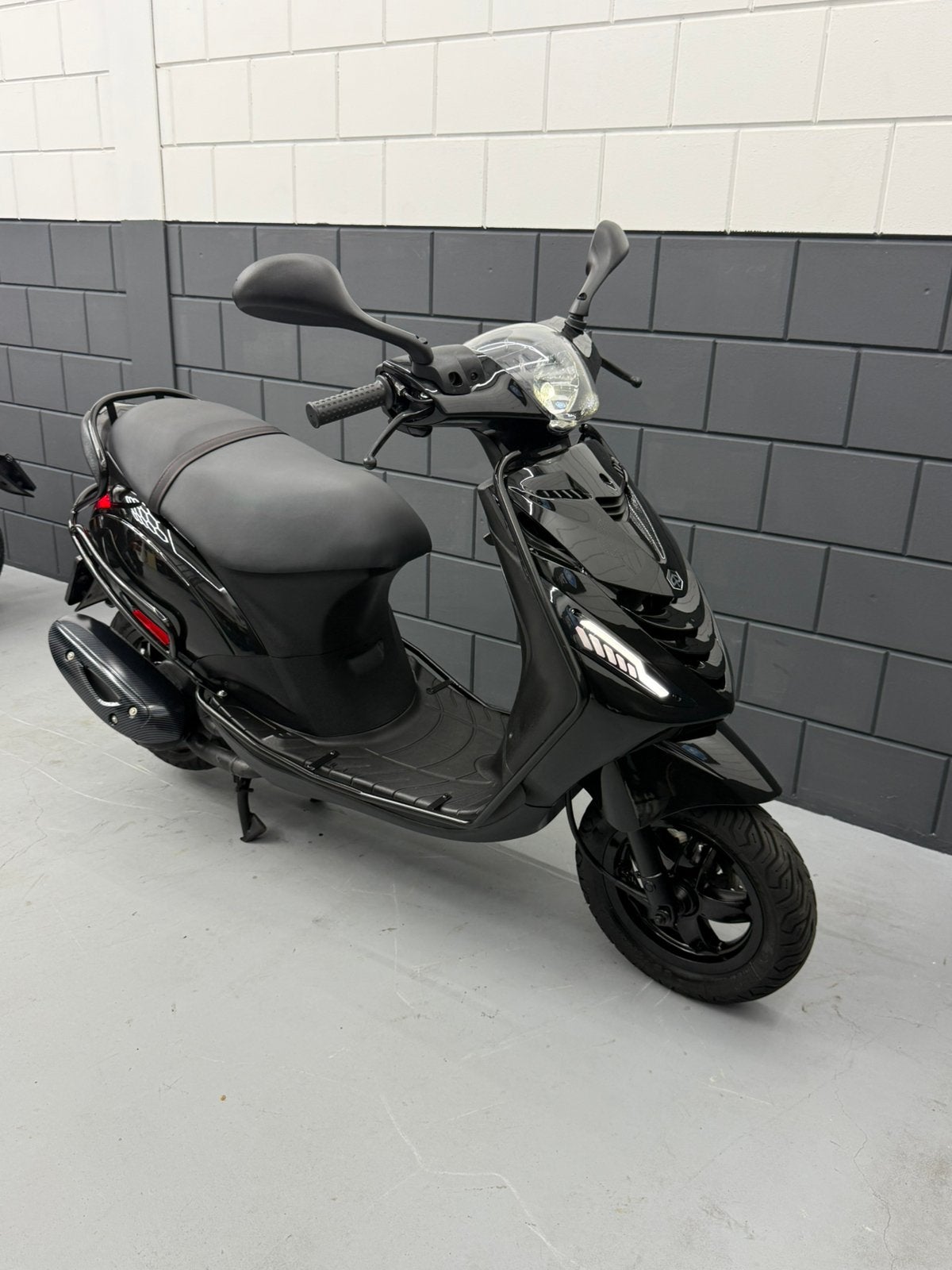 Piaggio Zip Sp Iget 2023 B-Klasse Vol Opties! Alpha Led, Ophalen
