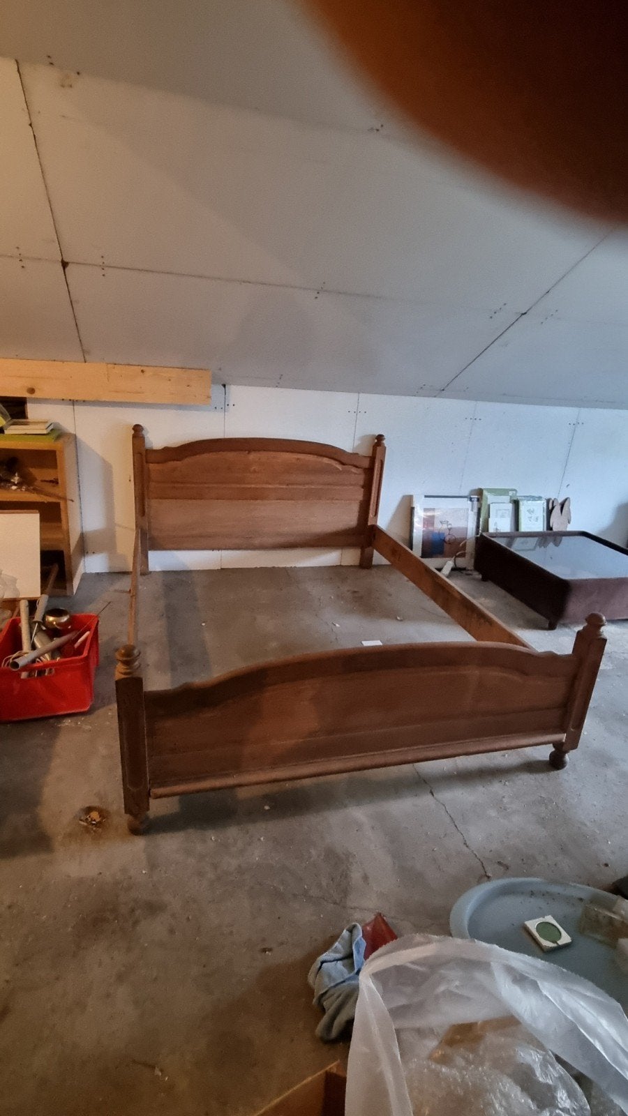 bed 1m50 op 2m, Ophalen