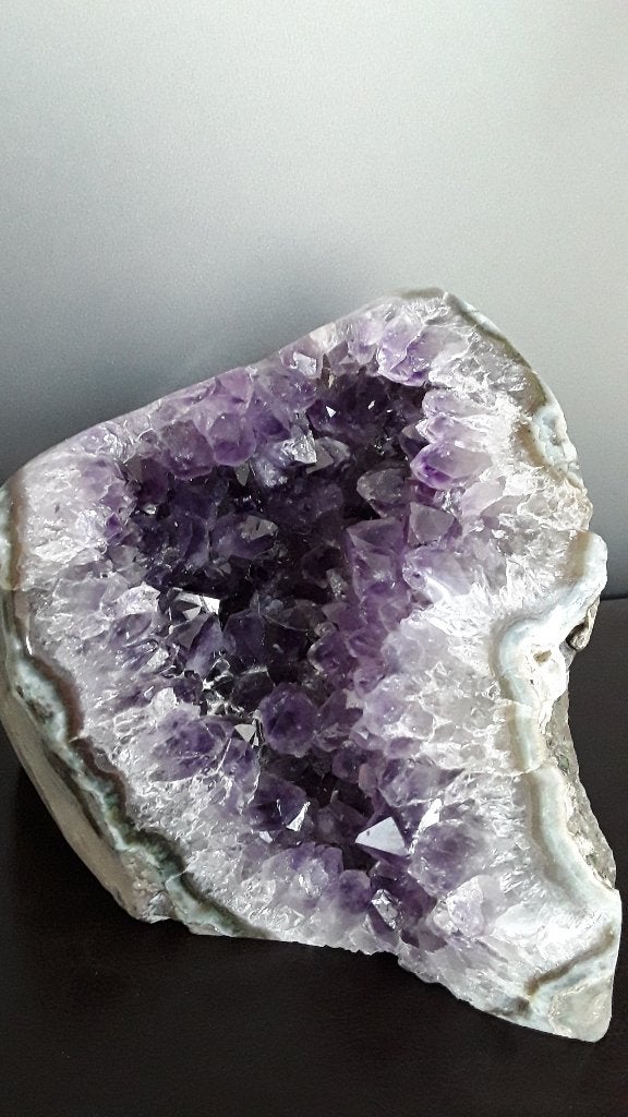 Zeer grote amethist geode, Ophalen of Verzenden, Mineraal