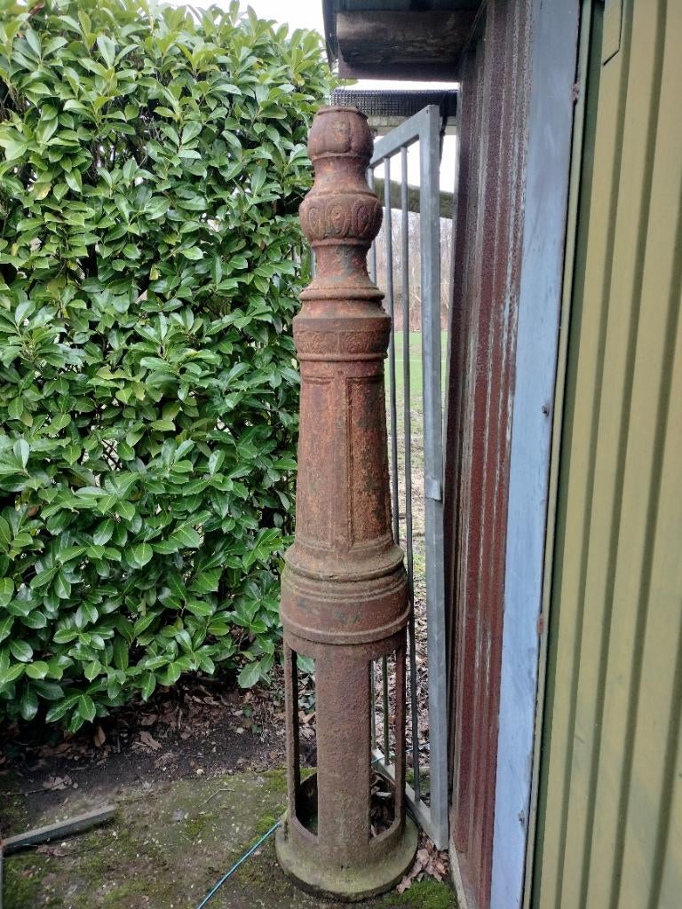Verlichtingspaal antieke  stad Antwerpen, Ophalen
