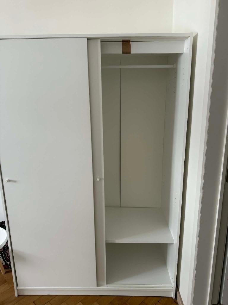 armoire ikea, Avec tablette(s), 100 à 150 cm, Utilisé, Autres essences de bois
