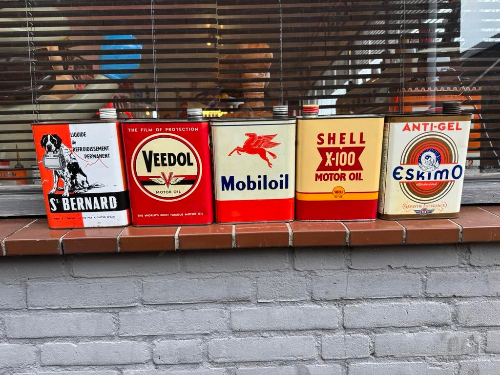 Mooie oude zeldzame garage olie blikken, Verzamelen, Ophalen of Verzenden, Gebruikt, Verpakking
