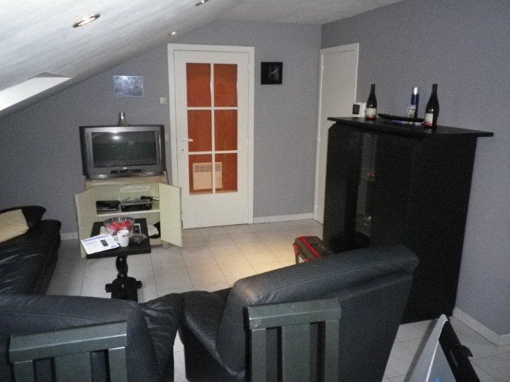 DAKAPPARTEMENT TE HUUR  9880 Aalter 70m2, Immo, 50 m² ou plus, Province de Flandre-Orientale