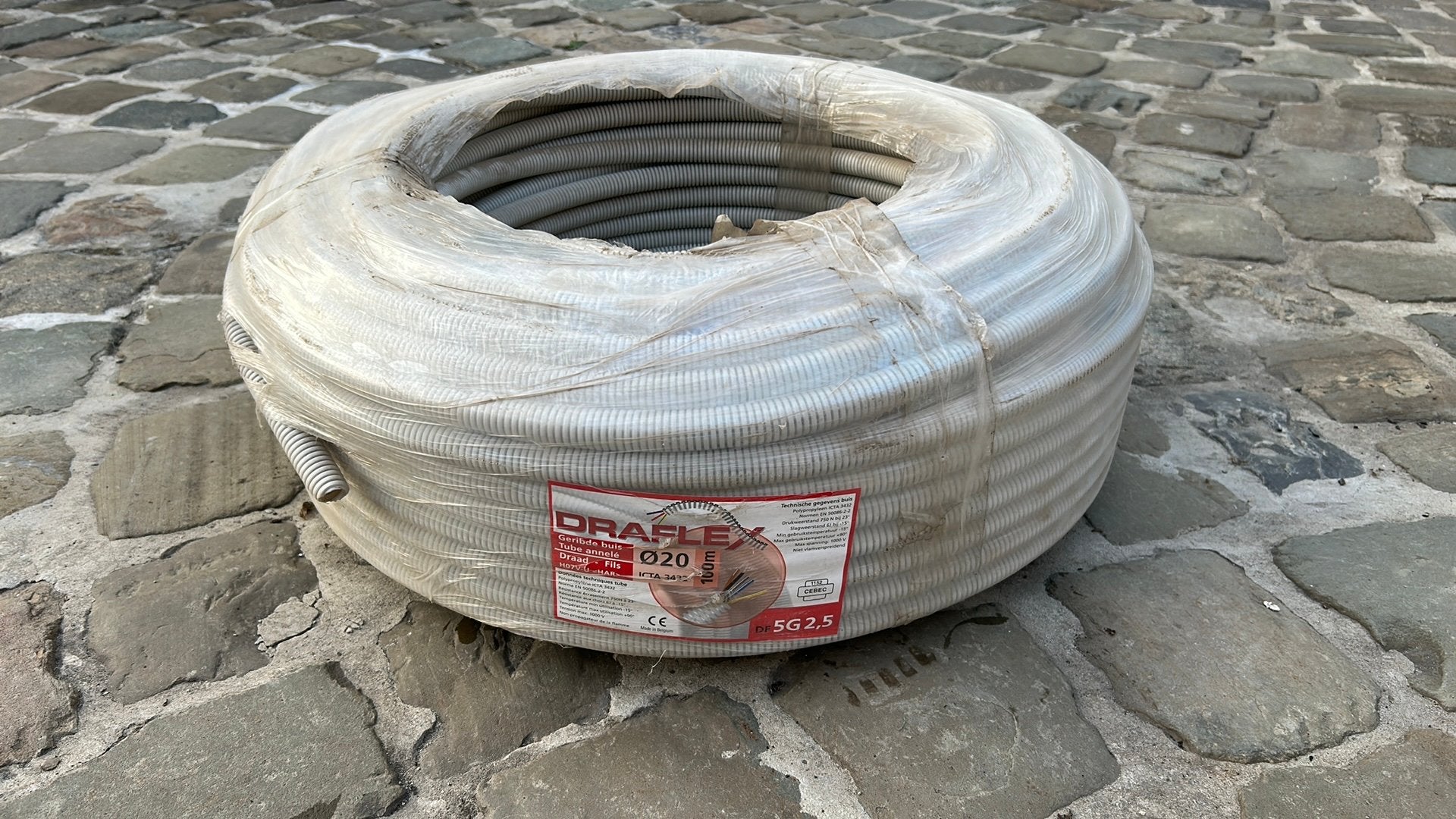 100 lm   5* 2,5mm2 elektriciteitskabel, Doe-het-zelf en Bouw, Ophalen, Nieuw