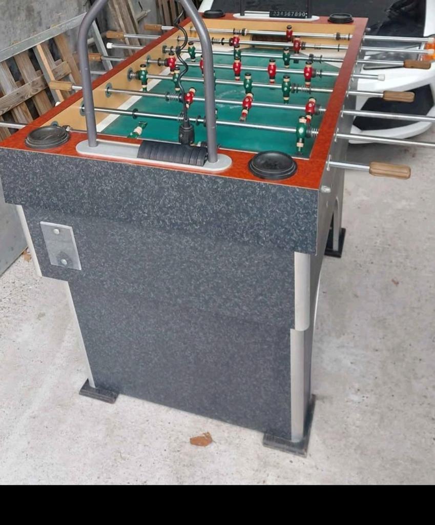 Diamond black voetbaltafel, Ophalen