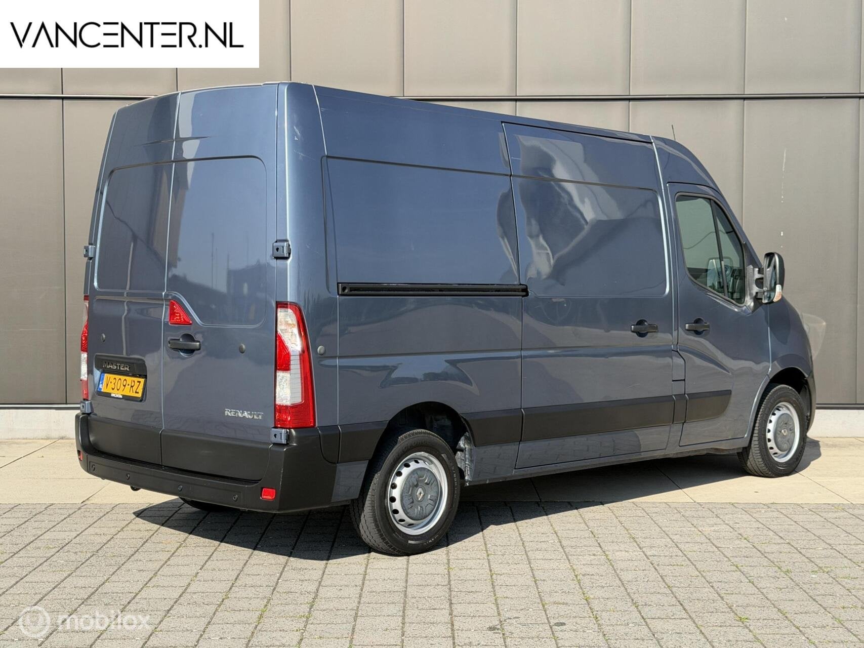 Renault Master L2H2 2.3 dCi 149PK L2H2 Airco Camera Euro 6, Auto's, Bestelwagens en Lichte vracht, Voorwielaandrijving, Gebruikt
