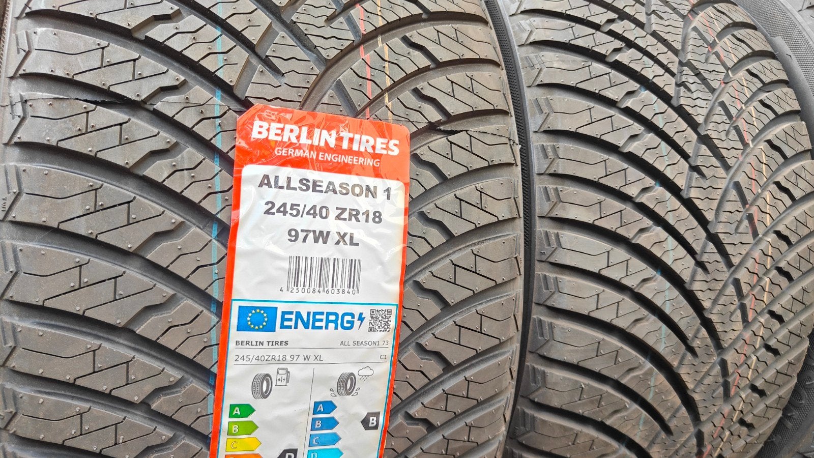 245/40r18 97w Berlin 90€ per stuk met montage en balanceren