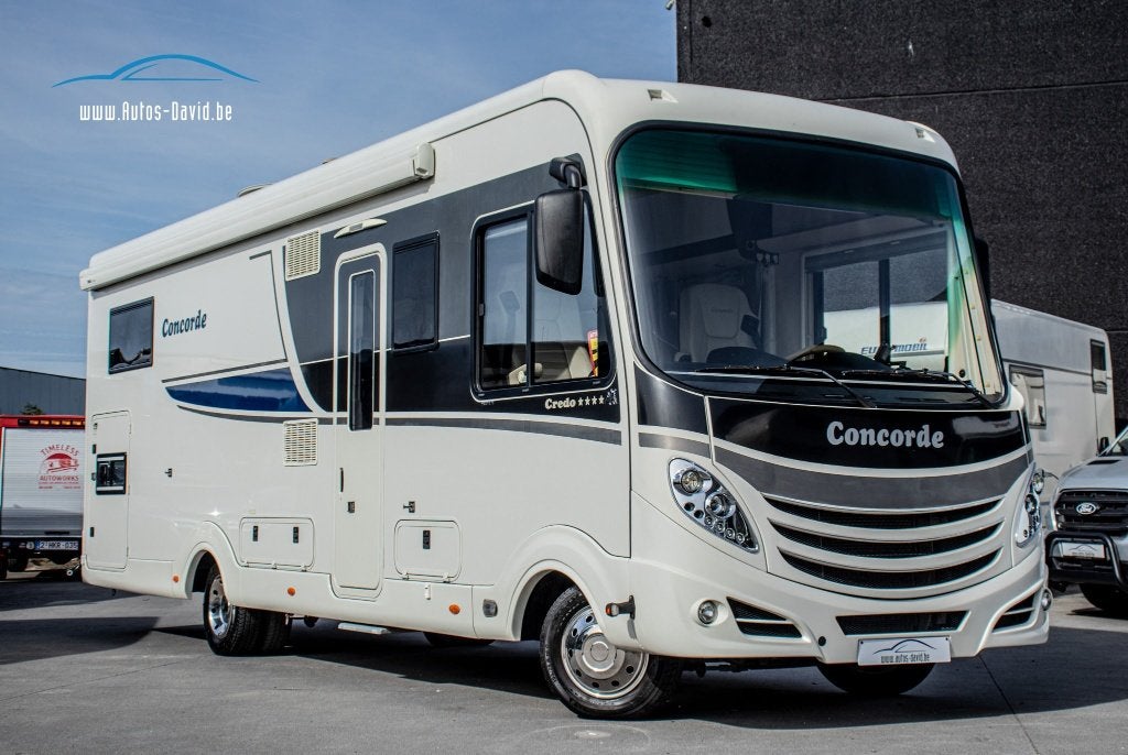 Concorde Credo 840 L Iveco Daily 3.0D Aut. 3 Lits, Caravanes & Camping, Camping-cars, Entreprise, jusqu'à 3, Modèle Bus ou Fourgon aménagé