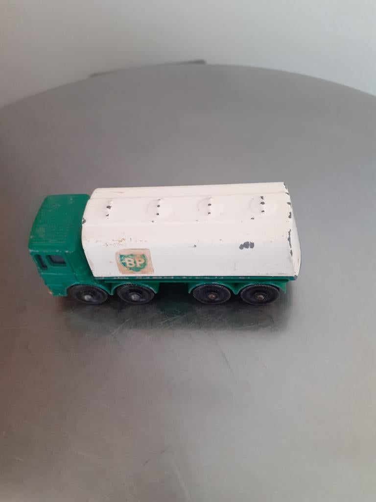 Un camion-citerne BP. Boîte d'allumettes n32., Enlèvement ou Envoi