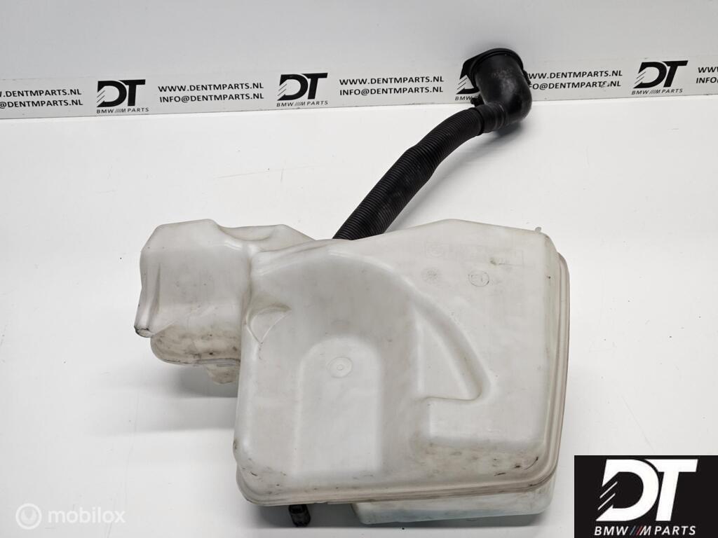 Ruitensproeiertank BMW 5-serie E60 M5 E63 M6 61667896393, Enlèvement ou Envoi, Utilisé, BMW, BMW