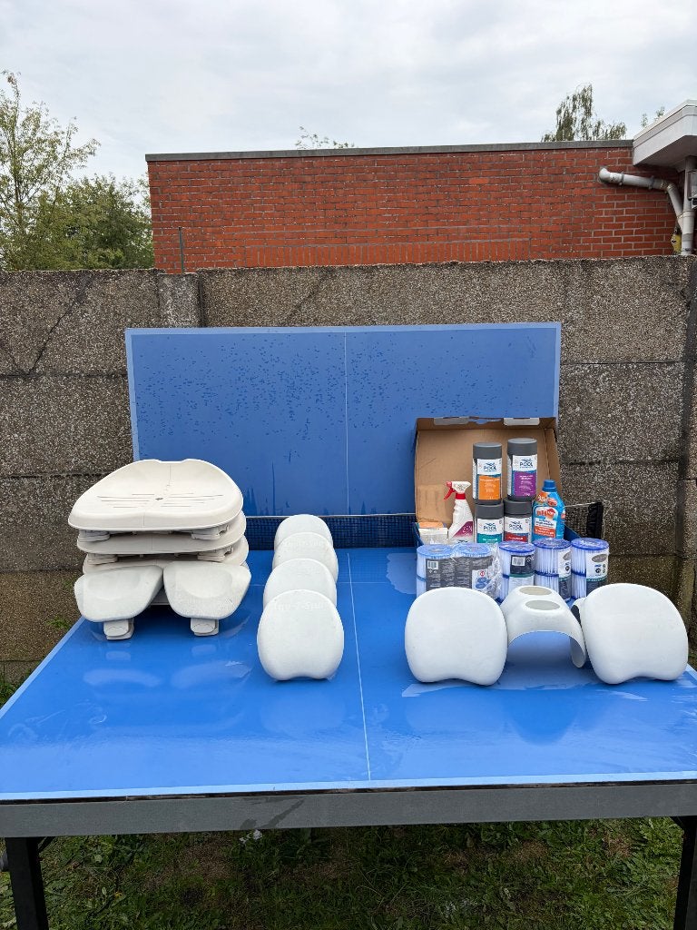 Accessoires en producten jacuzzi, Tuin en Terras, Ophalen of Verzenden, Gebruikt, Opblaasbaar