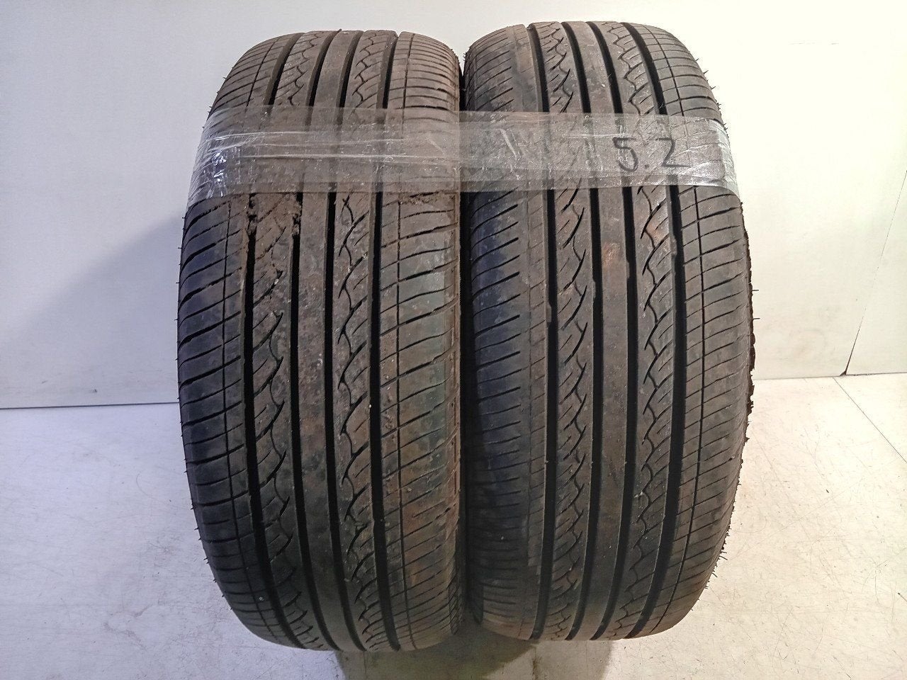 Bandenset 2 stuks Zomer 195 60 R15, Autos : Pièces & Accessoires, Pneus & Jantes, Van der Ven Autorecycling B.V., Ettenseweg 76, 4706 PB Roosendaal, The Netherlands