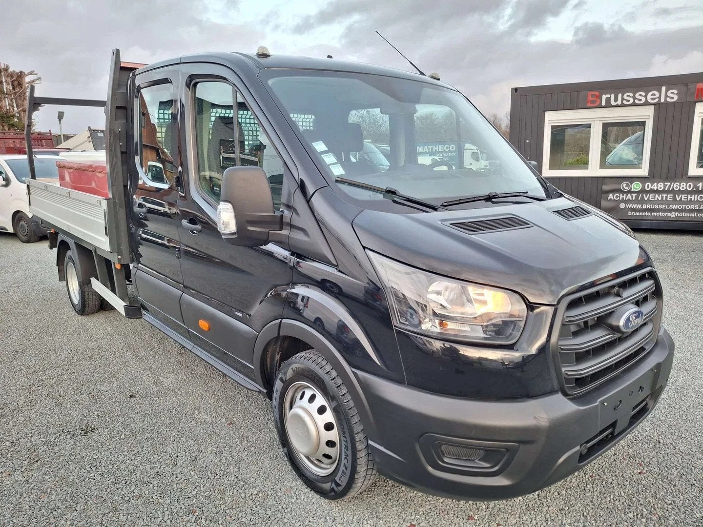 Ford Transit plateau 7 places, Achat, Entreprise, 7 places, 95 kW