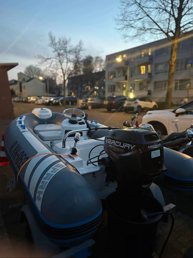 Rib met console en 15pk mercury BESCHRIJVING, Watersport en Boten, Rubberboten, Ophalen, Zo goed als nieuw