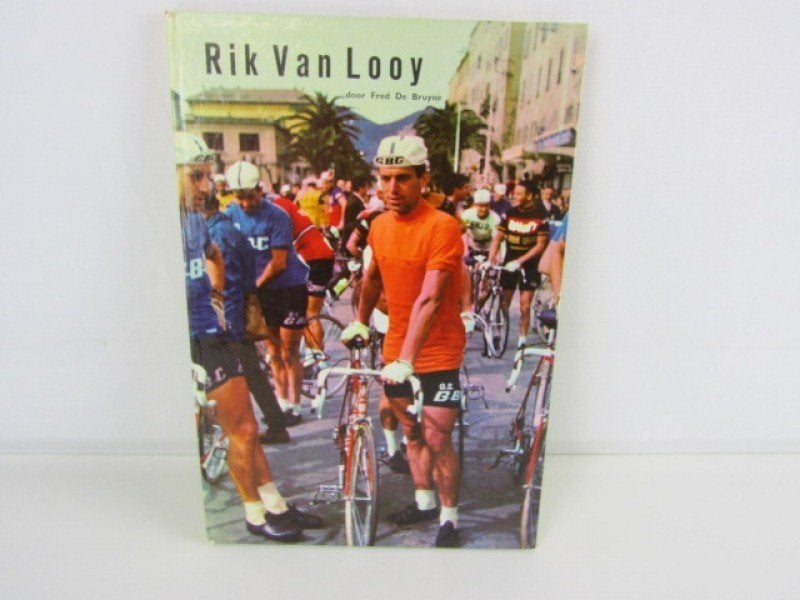 Wielersport - Rik Van Looy door Fred De Bruyne, Ophalen of Verzenden, Gelezen