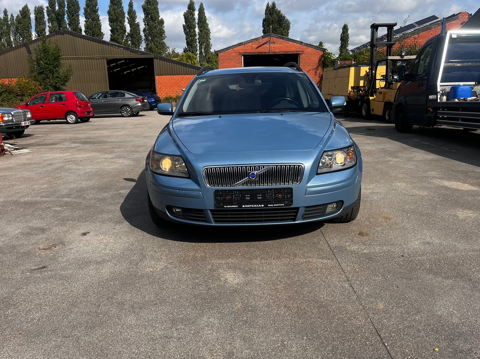 VOLVO V50 BENZINE AUTOMAT VAN 2005 MET 139DKM, Auto's, Voorwielaandrijving, Zwart, Blauw, Bedrijf