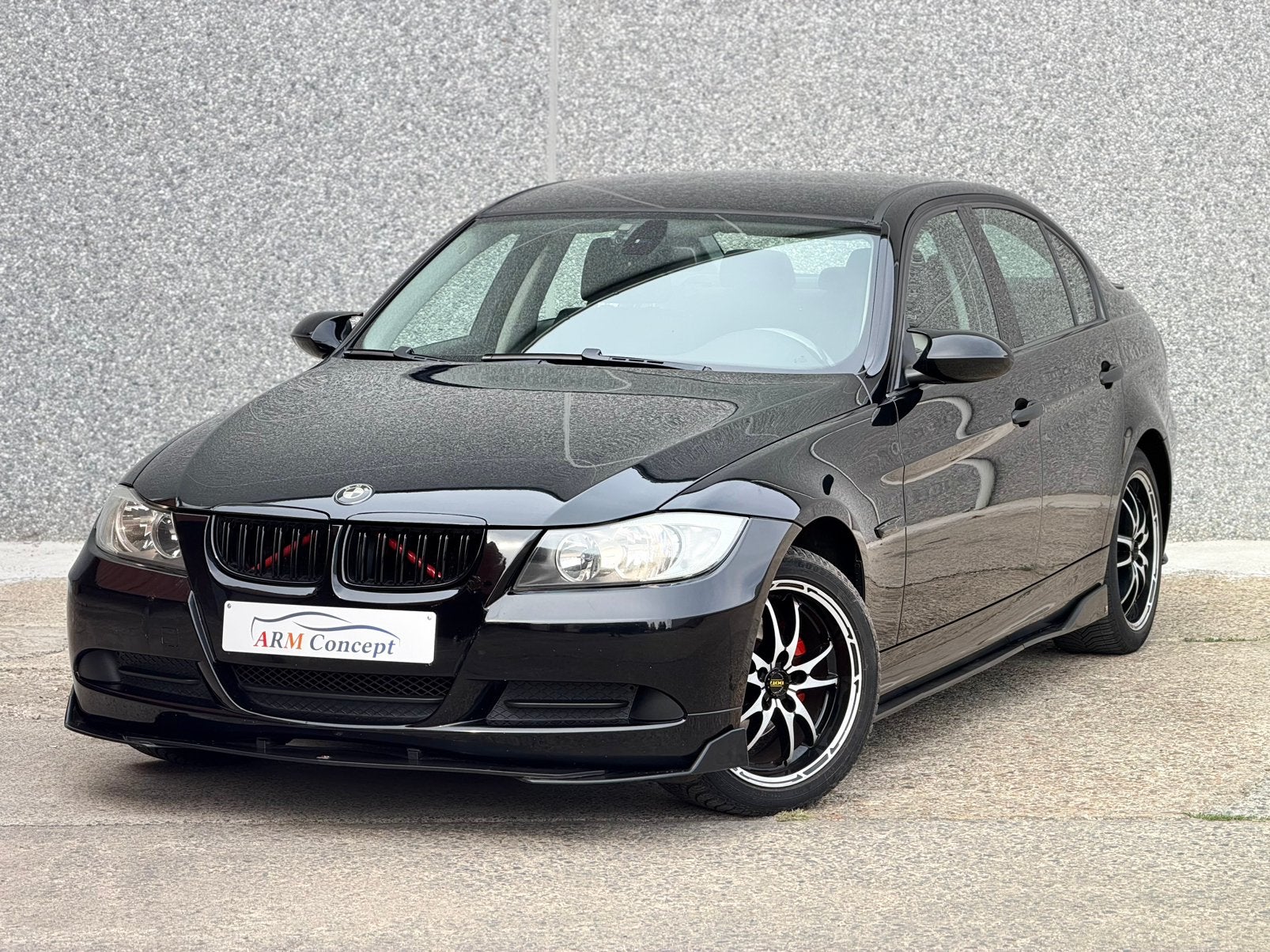 Bmw 318i essence 2006 CarPlay /Navi/Caméra, Auto's, BMW, 4 deurs, Android Auto, Leder, Bedrijf