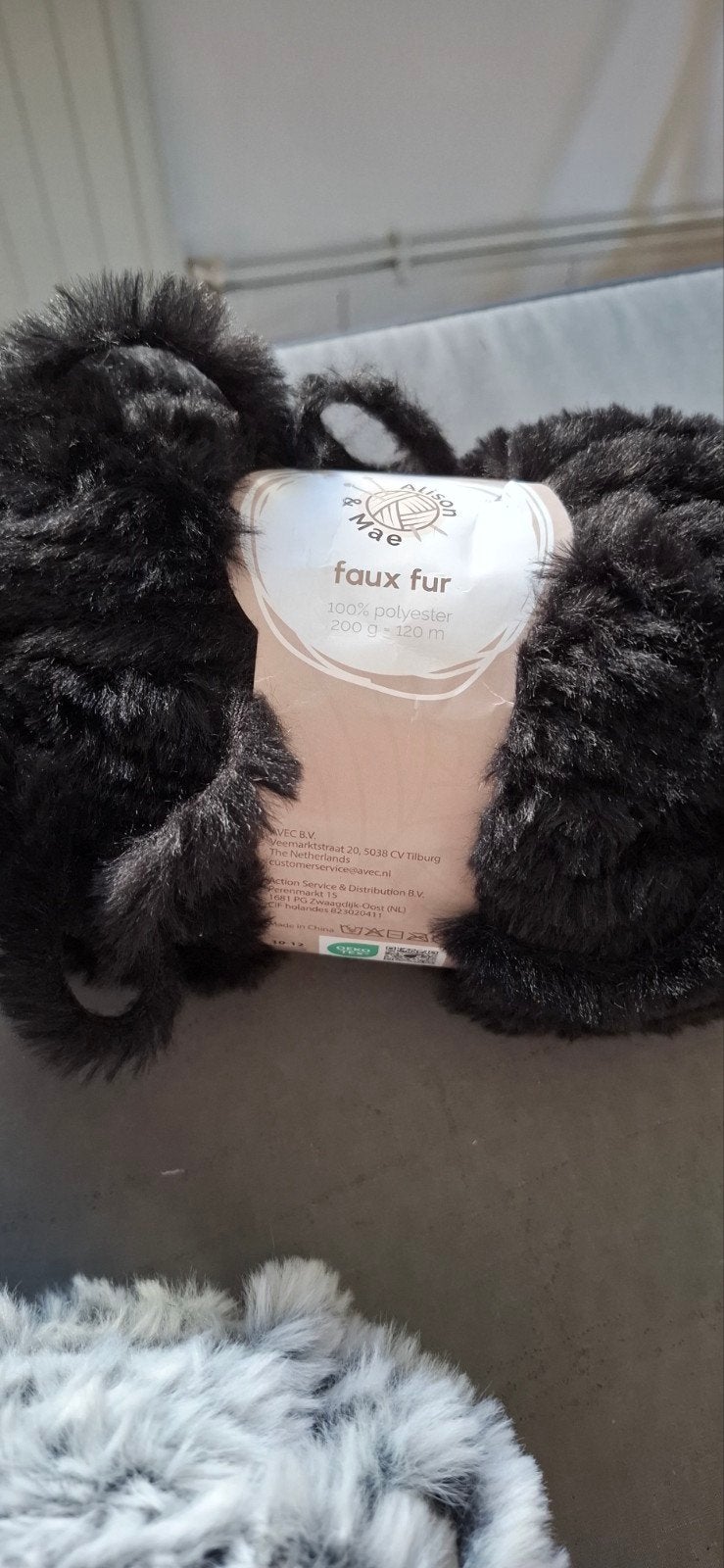 pelotes de laine fausse fourrure, Hobby & Loisirs créatifs, Enlèvement, Laine ou Fils