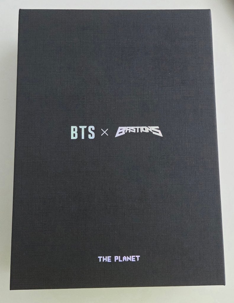 BTS x Bastions Soundtrack– The Planet Complete Boxset, Cd's en Dvd's, Alle leeftijden, Ophalen of Verzenden, Zo goed als nieuw