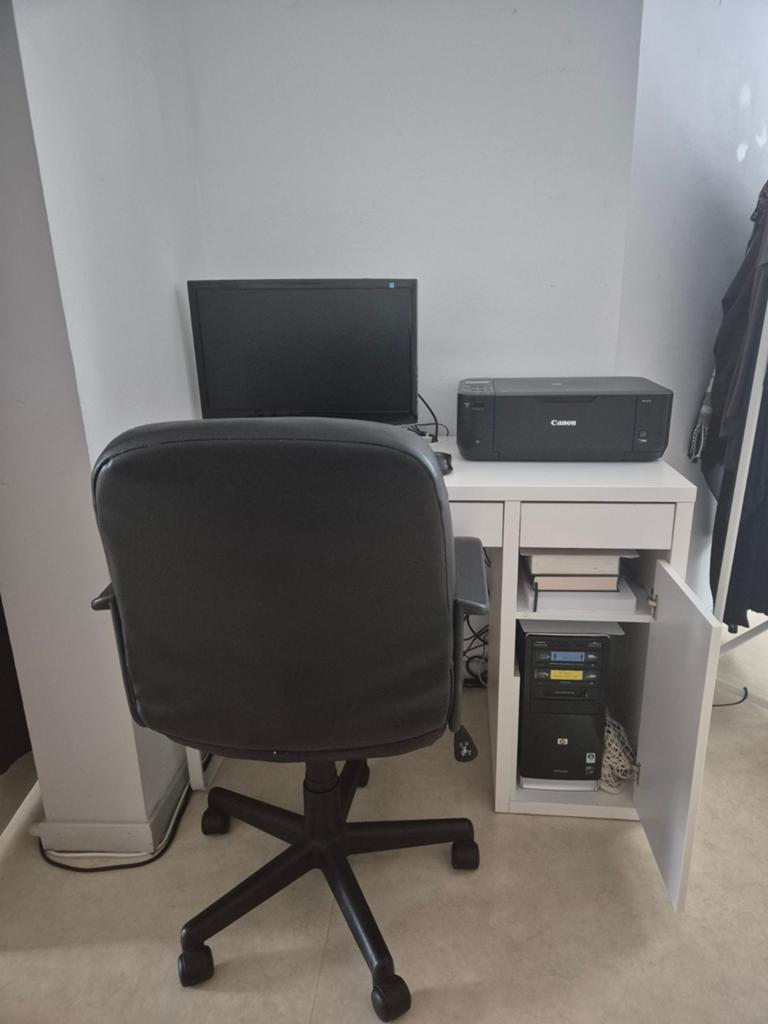 Kit informatique complet avec bureau, écran Samsung et HP Pa, Informatique & Logiciels, Enlèvement