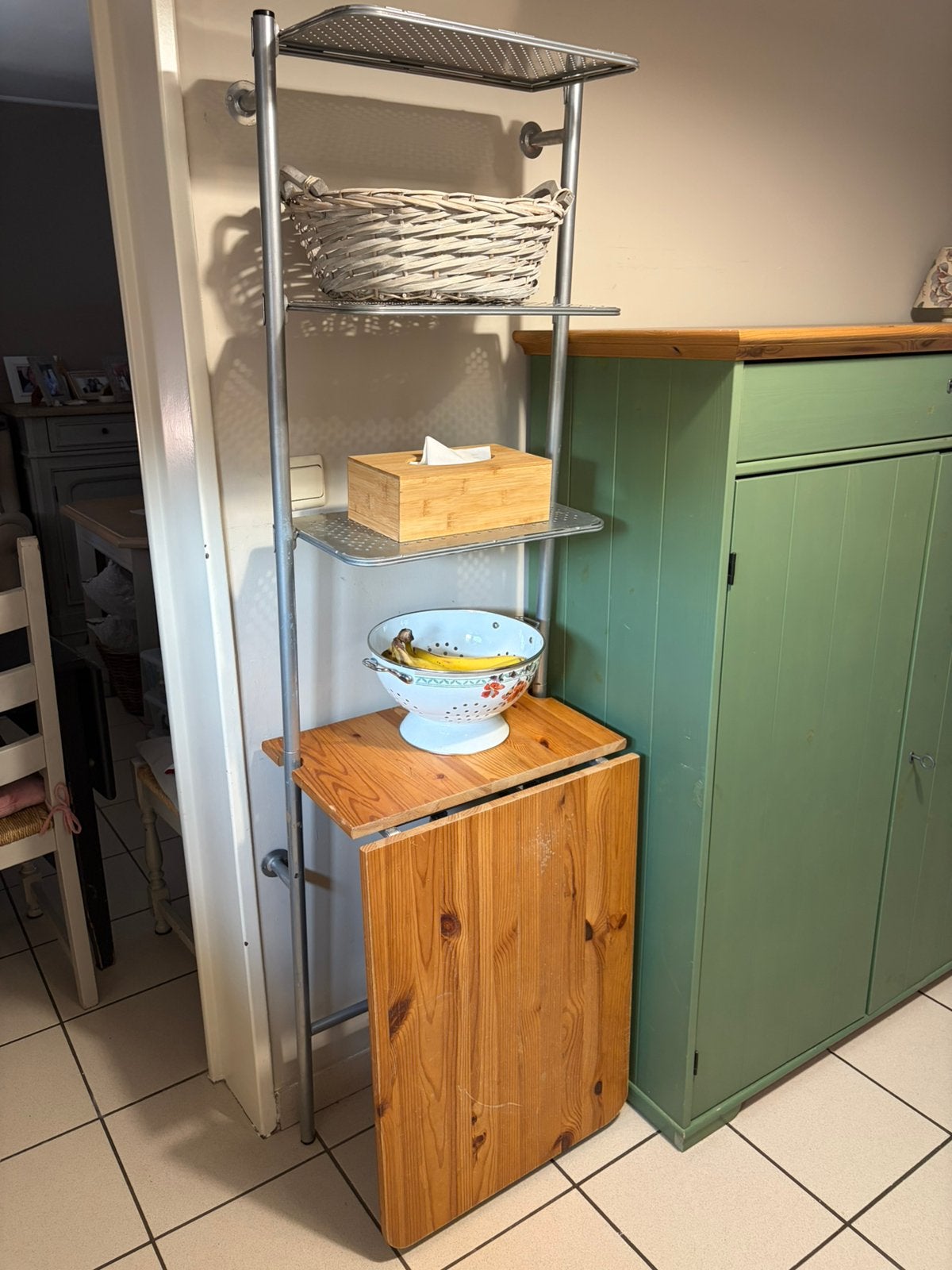 Opklapbare wandtafel., Kinderen en Baby's, Speelgoed | Speeltafels, Zo goed als nieuw, Ophalen