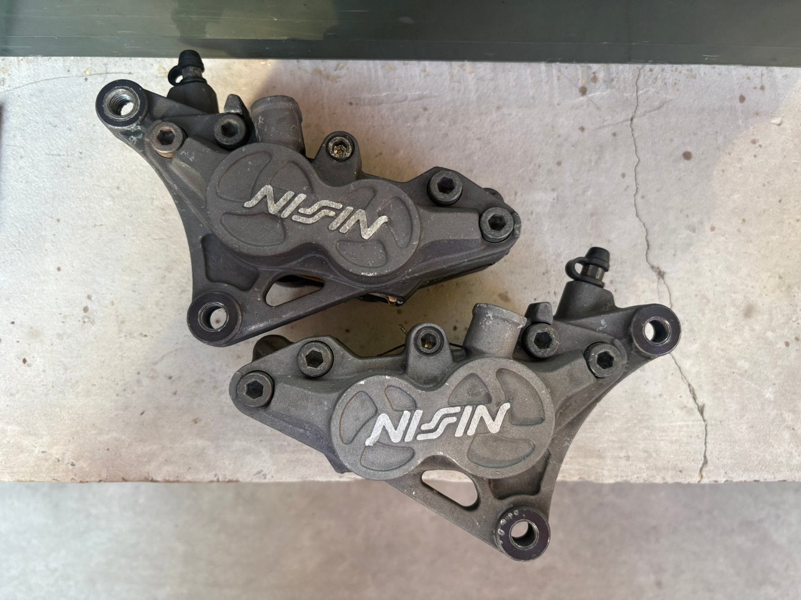 Etrier de frein Nissin 90 mm GSXR Bandit zx6r, Ophalen of Verzenden, Gebruikt
