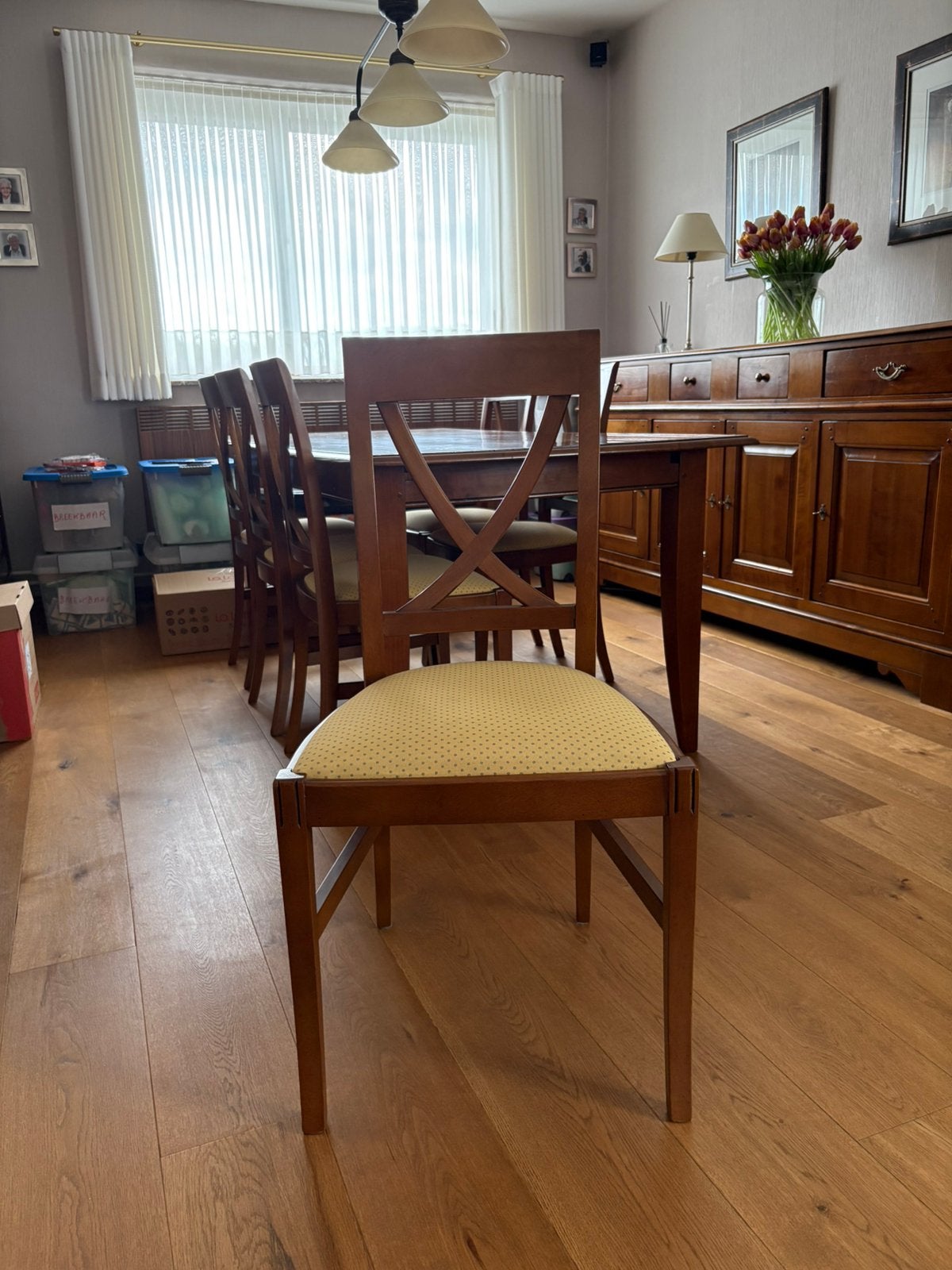 6 houten stoelen kerselaar, Huis en Inrichting, Complete eetkamers, Ophalen, Zo goed als nieuw