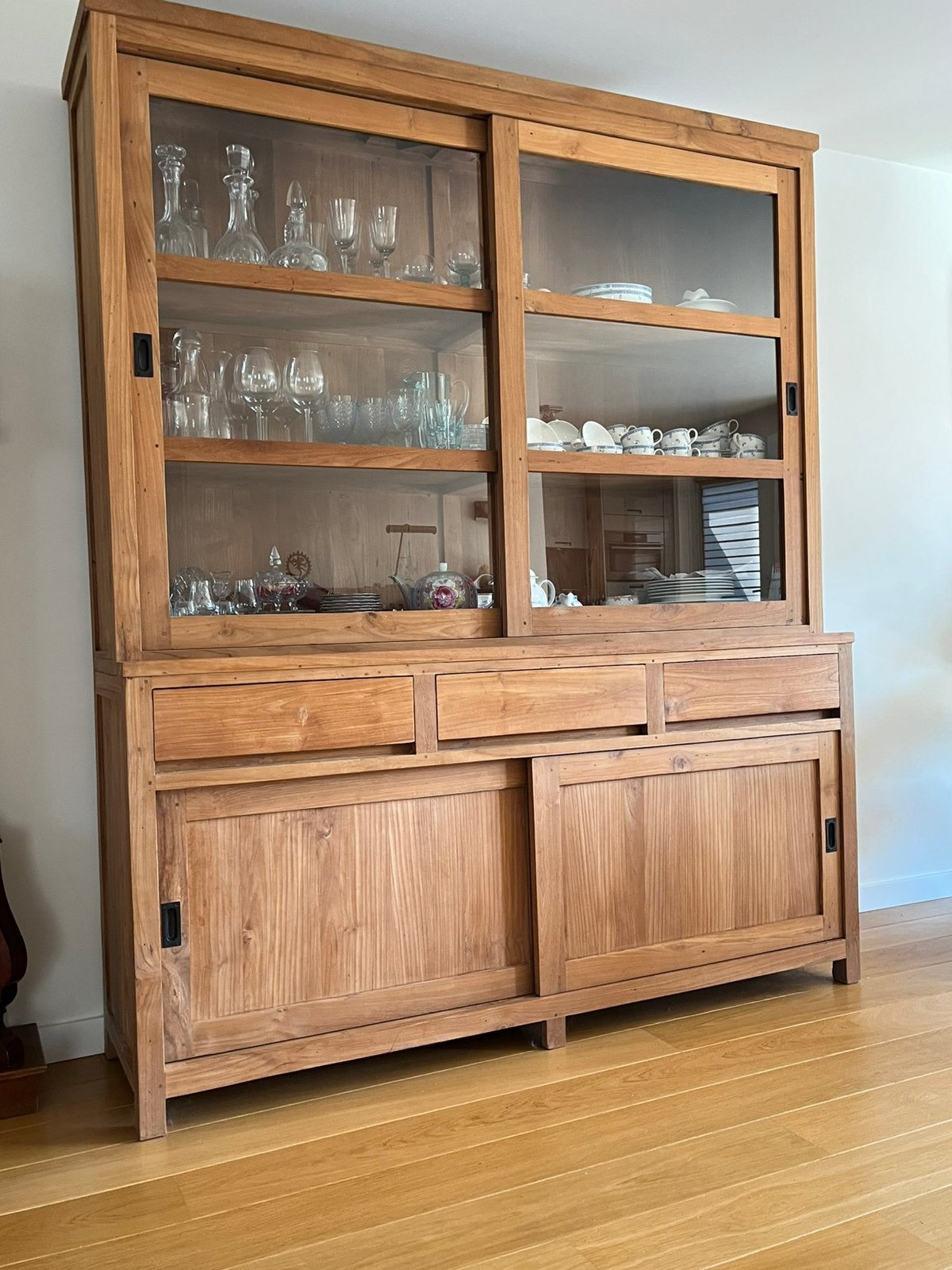 Teak kast, Ophalen, Zo goed als nieuw