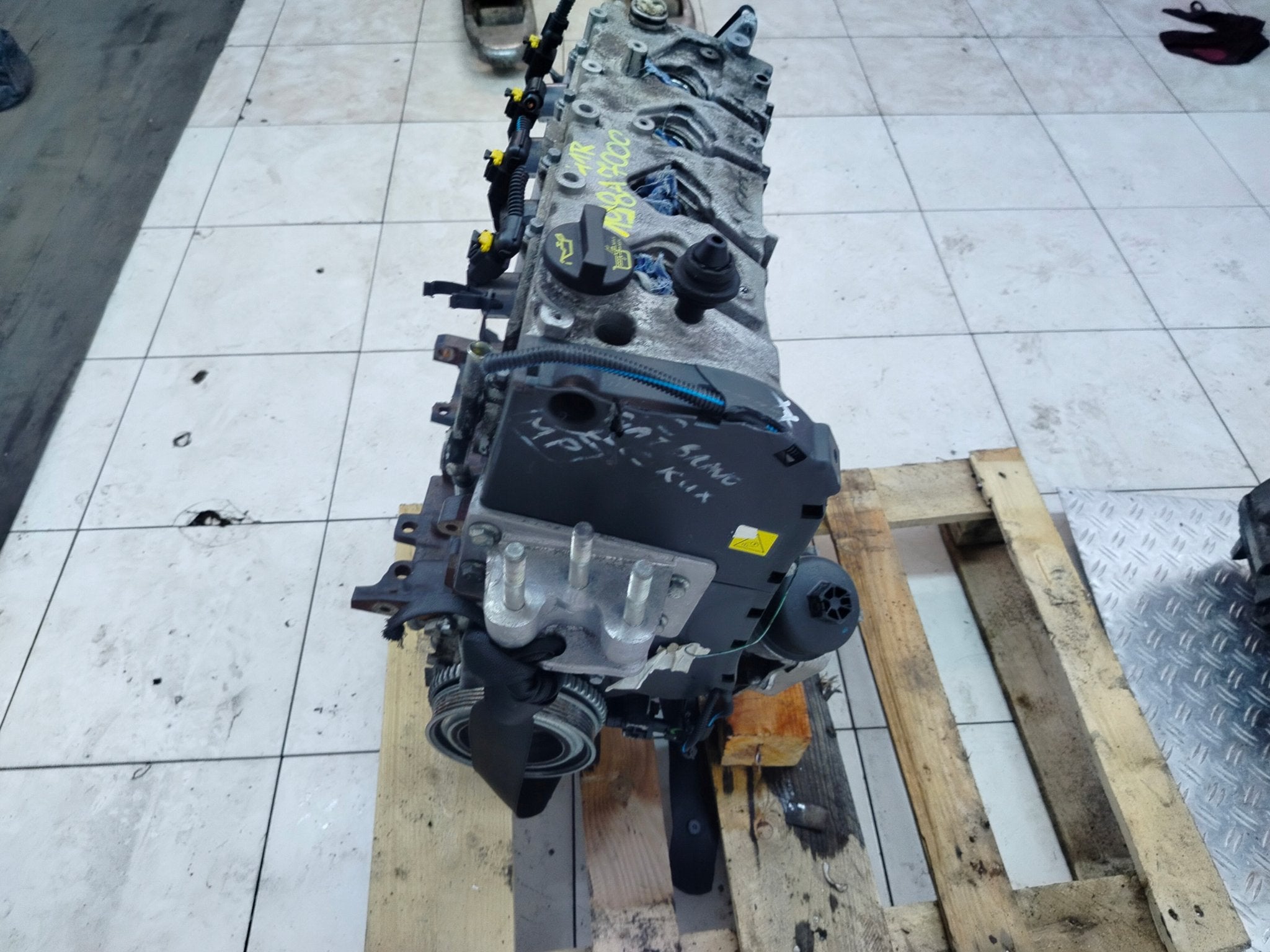 Moteur 198A7000 Nu BRAVO DELTA FIAT LANCIA, Envoi, Utilisé, Skoda
