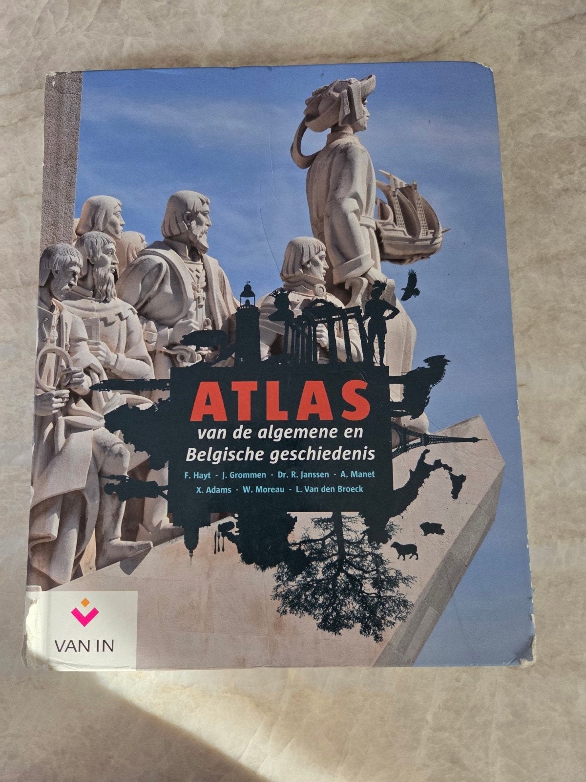 Atlas van de algemene en Belgische geschiedenis, Ophalen of Verzenden, Gelezen, Geschiedenis, F. Hayt ...
