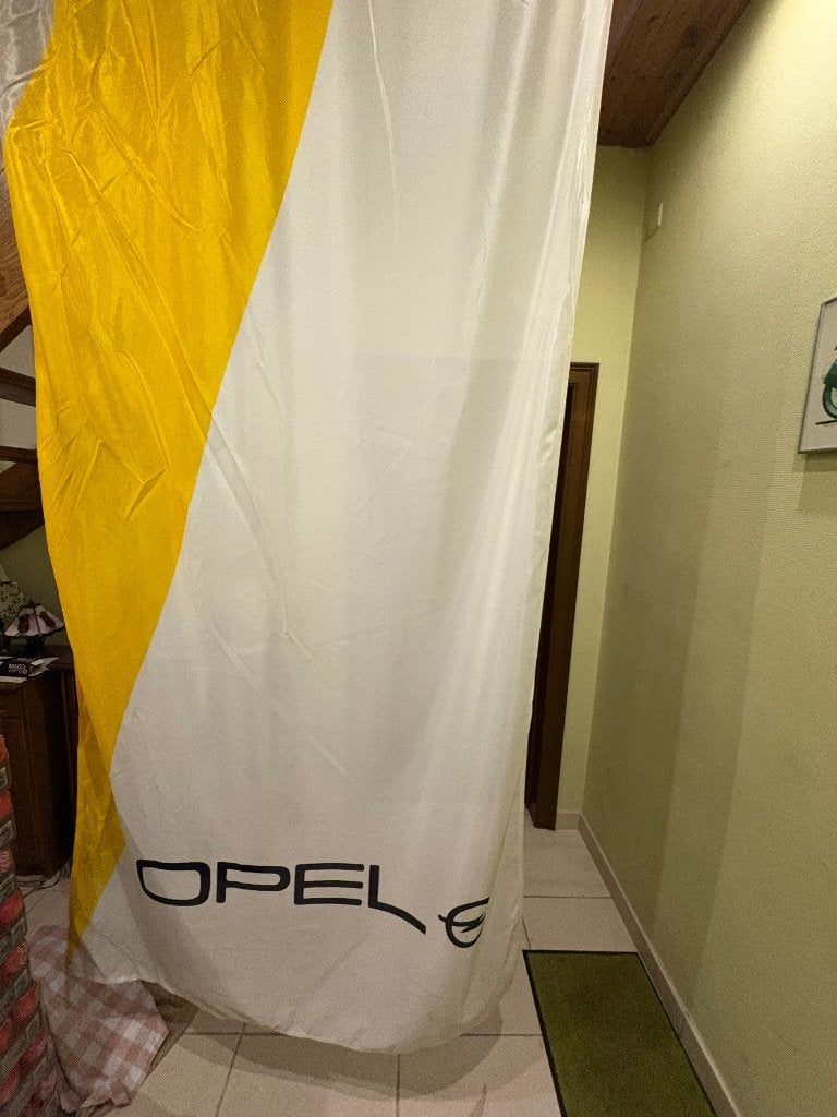 Opel vlag, Ophalen of Verzenden, Zo goed als nieuw
