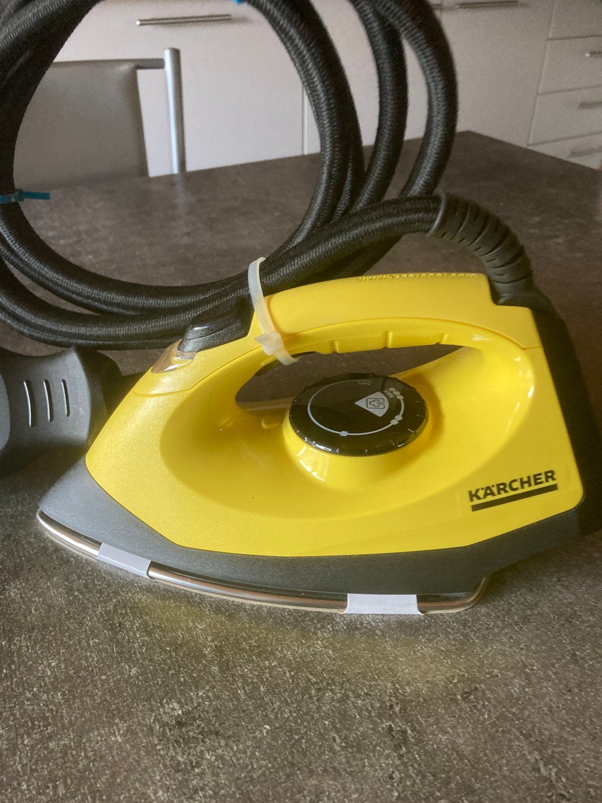 Karcher stoomstrijkijzer Art28849330(AB 1000), Elektronische apparatuur, Stoomapparaten, Ophalen, Zo goed als nieuw