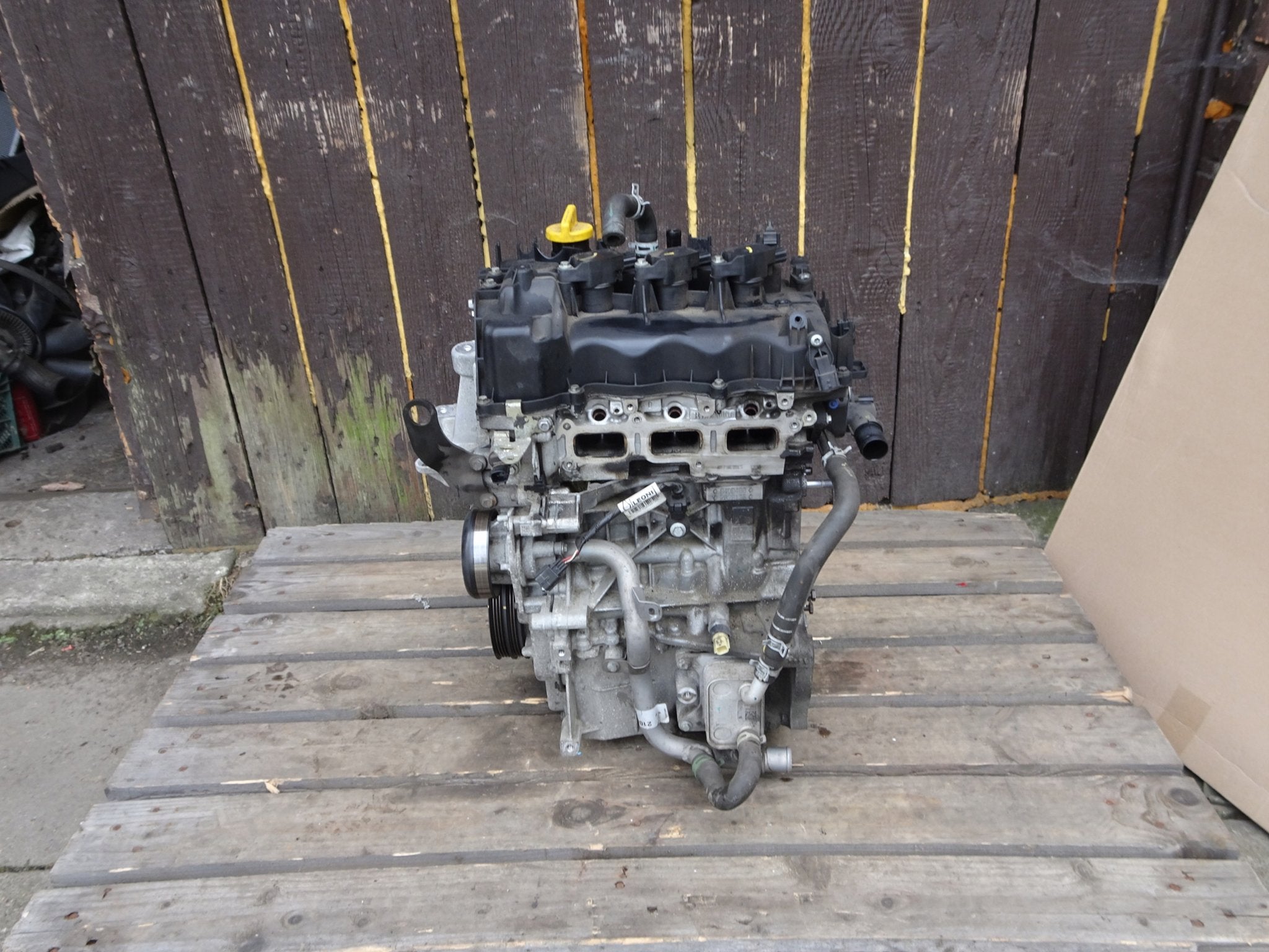 Moteur B4D400 Nu SANDERO DACIA, Autos : Pièces & Accessoires, Envoi, Utilisé, Skoda