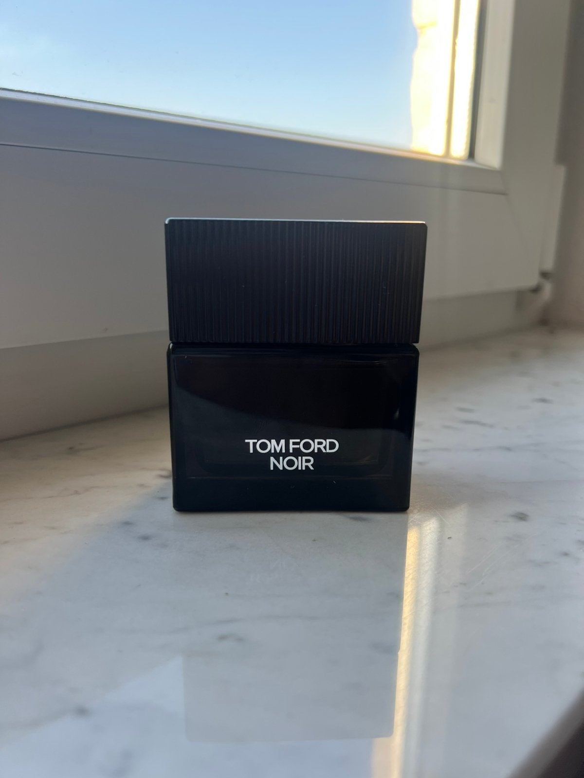 Tom Ford Noir EDP 50 ml - 95 % vol - parfum pour homme, Envoi, Comme neuf