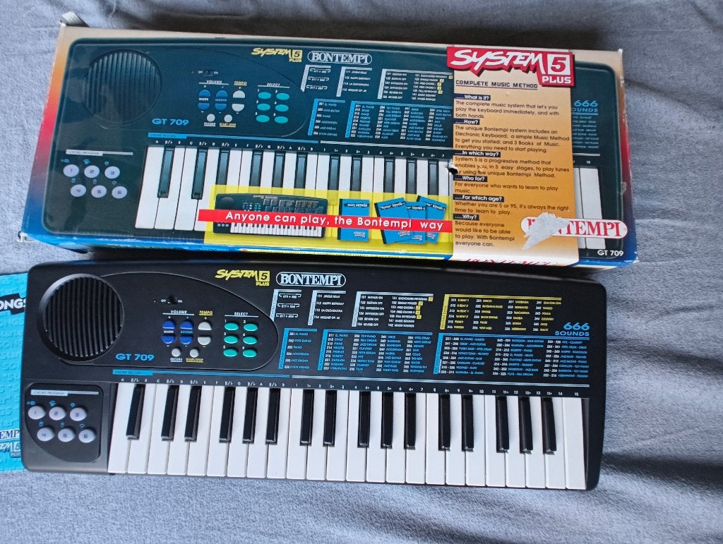 Vintage Bontempi GT 709 System 5 Plus Keyboard, Muziek en Instrumenten, Ophalen, Zo goed als nieuw, Overige merken