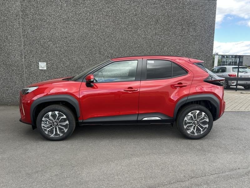 Toyota Yaris Cross 1.5 Hybrid 130 pk Executive + Executive P, Rouge, Achat, Euro 6, Noir