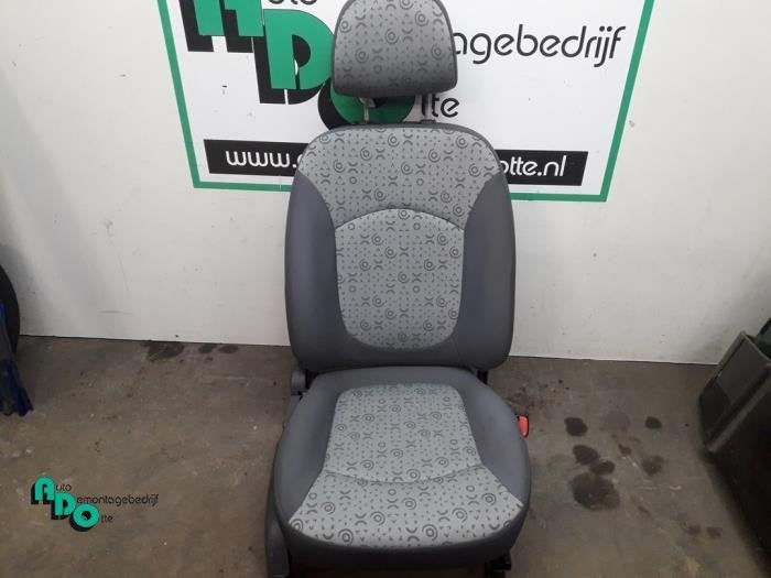 Stoel rechts van een Chevrolet Matiz (Matiz 05-), Auto-onderdelen, Gebruikt, -, Ophalen of Verzenden, -