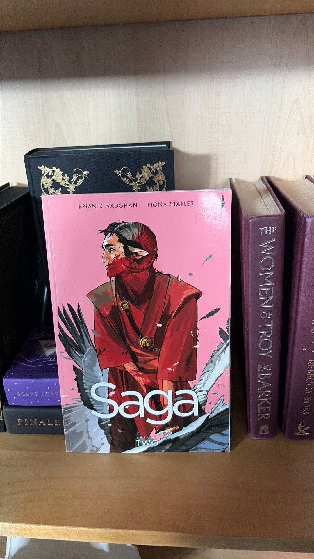 Fiona Staples - Saga Volume 2 TP, Boeken, Eén comic, Ophalen of Verzenden, Zo goed als nieuw, Fiona Staples