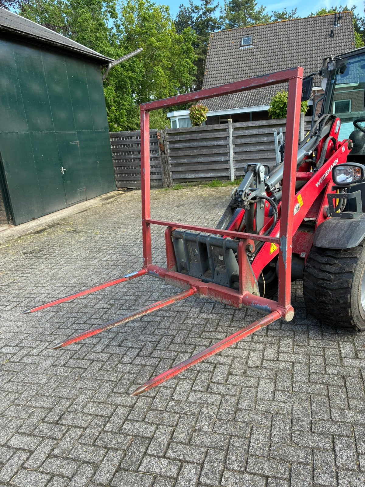 Stro prikker en veegband, Zakelijke goederen, Landbouw | Werktuigen, Ophalen