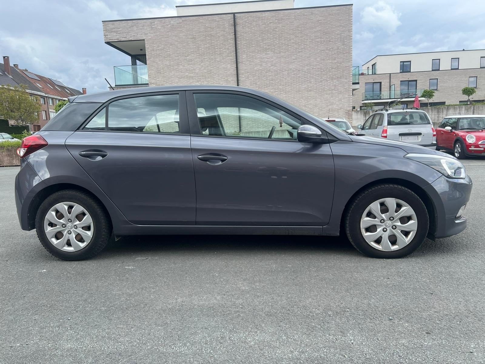 HYUNDAI I20 1.1 DIESEL EURO6B  (REGARDE MAIS AUTRE ANNONCES), Argent ou Gris, Achat, Euro 6, Entreprise