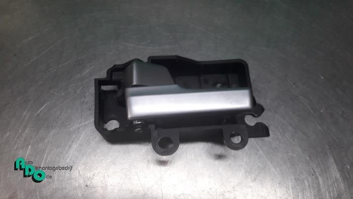 Poignée portière 4portes avant gauche d'un Ford Focus (Foc, -, 3 mois de garantie, -, -